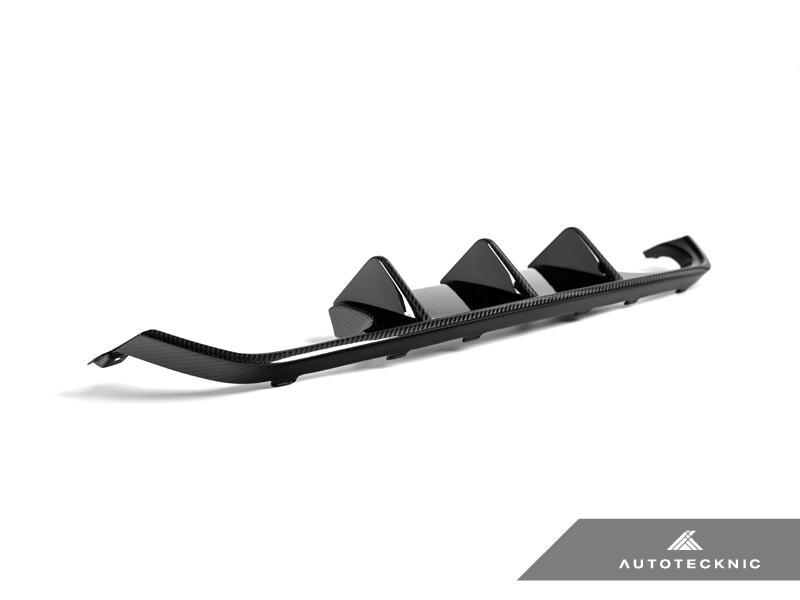 AutoTecknic Carbon Extended-Fin Competition Rear Diffuser-F80 M3 | F82/F83 M4